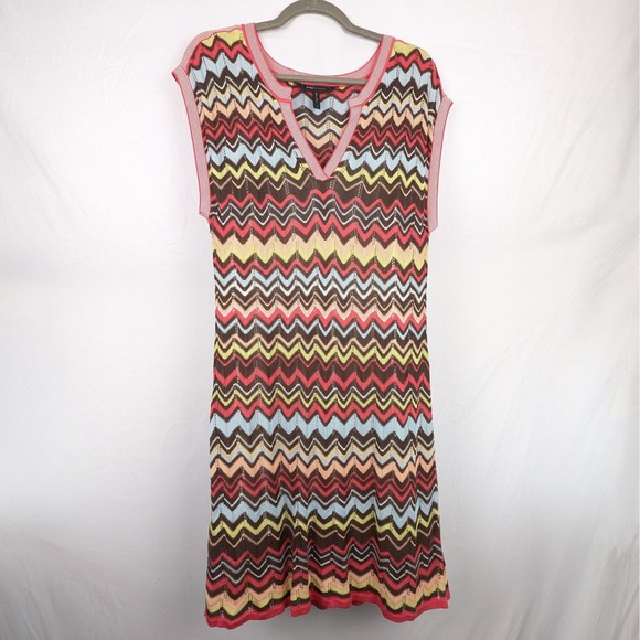 BCBG Maxazria Azlearedco Sleeveless Knit Dress Multicolor Chevron VNeck M Indie - Picture 1 of 8
